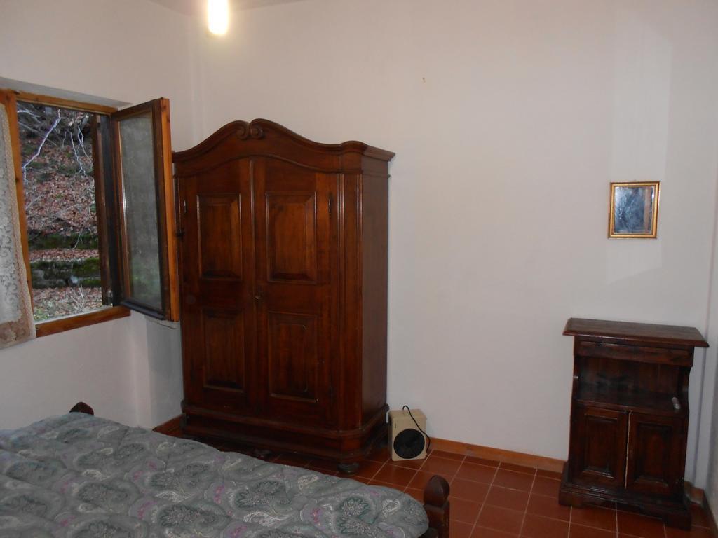 Appartamento Roccione Ovindoli Pokoj fotografie